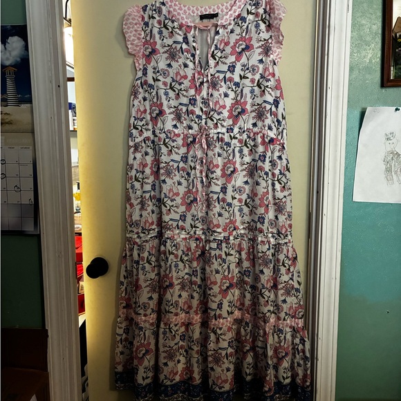 Dresses & Skirts - Vineyard Yards (Martha’s) Pink Blue Floral Maxi Dress (XL) Excellent Condition